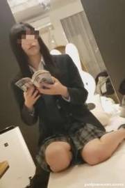 【個撮】県立軽音部③2人のおじさんに強引に生中出し