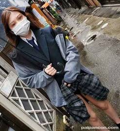 初体験【個撮】県立普通科②制服の中に隠された圧倒的な色白美乳。大きな瞳で見詰められ幼いマンコに連続射精。