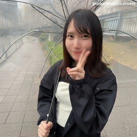8頭身のスレンダー白肌美人。「いれてください」と懇願する姿がだんだん乱れていく。柔らかく締まる美尻を激しく突かれながら濡れたボディで何度も絶頂を迎え、膣奥に中出し。