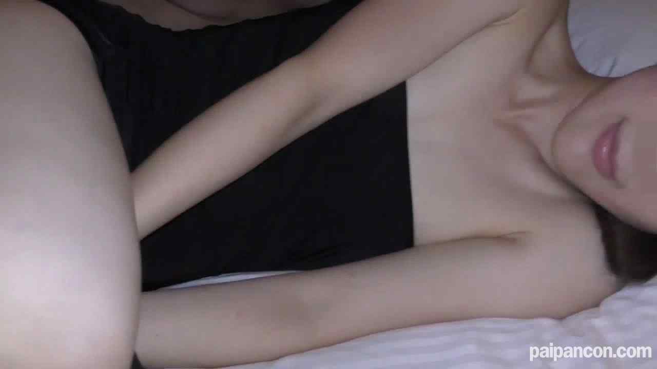 FC2-PPV-1155658 - 【個人撮影・セット販売】セックスレスに耐え切れずに他人棒に腰を振るさゆり奥様 thumbnail_5.jpg