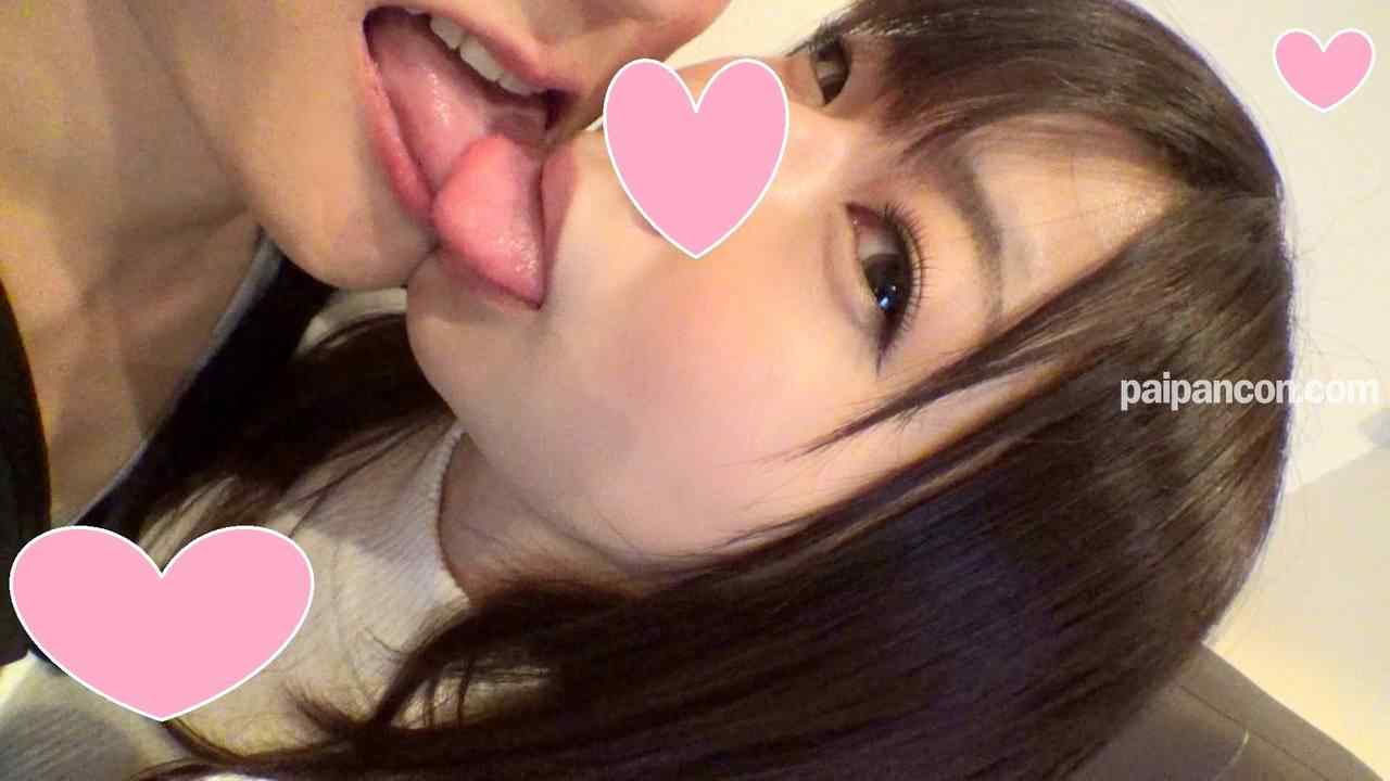 FC2-PPV-1293848 - 個撮・乱交】おっとり巨乳書店員♀(25)がイケメンチンポに串刺しアヘ顔アクメ！彼氏がいるのに、口説かれると濡らしちゃうむっつり淫乱女子がぶっ壊れるまで生中浮気SEXで、キスしたまま腰振り痙攣絶頂オーガ thumbnail_2.jpg