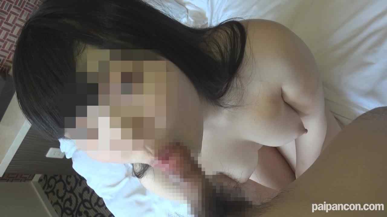 FC2-PPV-1338873 - 【個人撮影】ちか19歳　姫カットの清楚系ムチムチ女子大生に大量中出し thumbnail_4.jpg