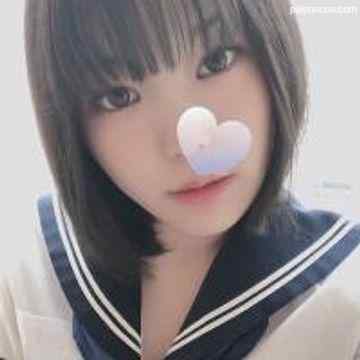 FC2-PPV-1392437 - 【顔出し・初撮り・無修正】セーラー服の清純美**は、お金度外視で気持ちいいこと大好きのド変態！ 半外半中のザーメンをなすりつけたチンポをお掃除フェラ2回戦で諭吉1枚ｗ cover.jpg