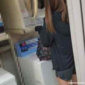 FC2-PPV-1470001 - 【個人】九州のスレンダー若妻。ご主人と寝ているベッドで他人棒に中出しされる