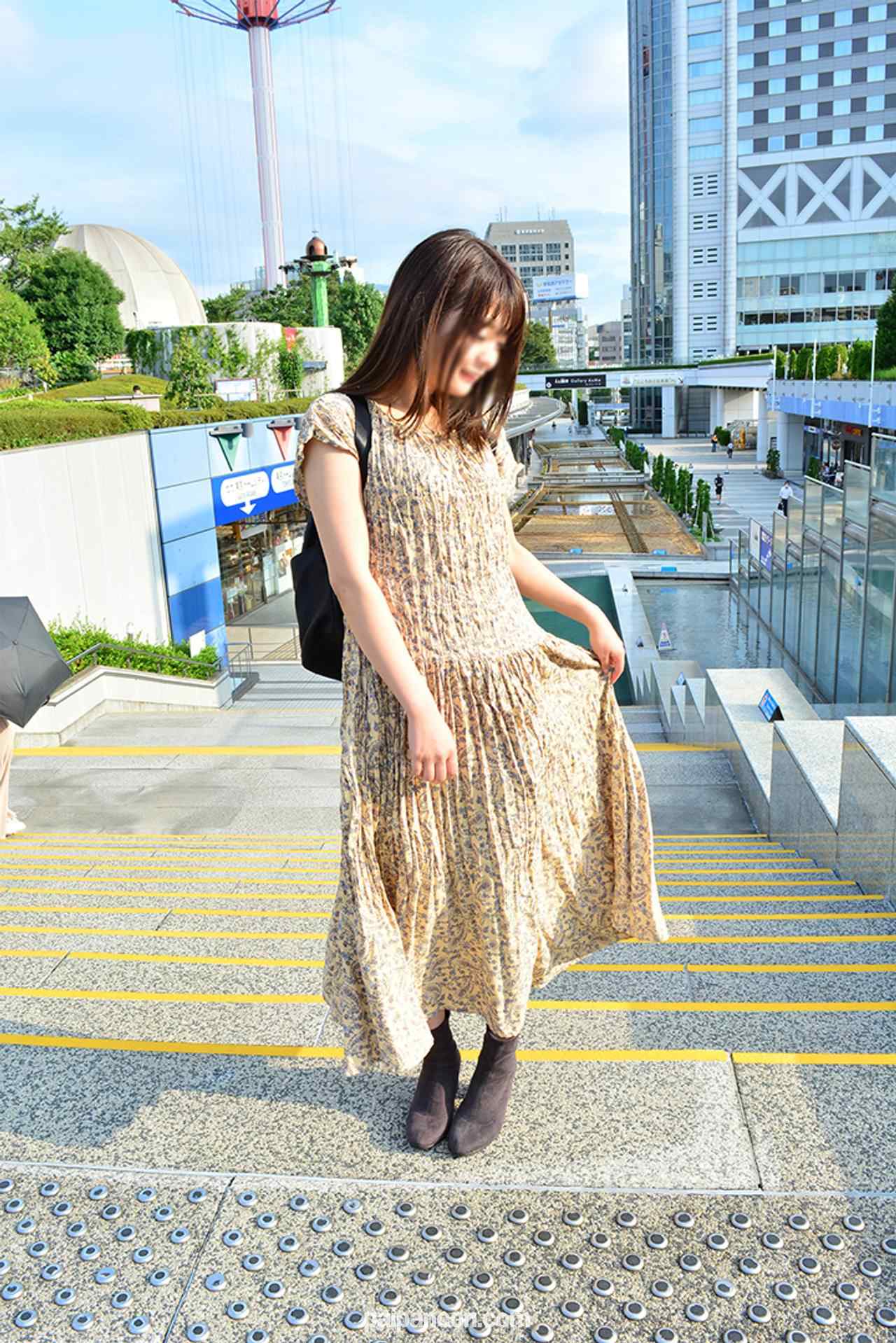 FC2-PPV-1592042 - ［身バレ即削除］［流出］［高画質DL］モデル・U.R　プライベートハメ撮り　裏映像 thumbnail_0.jpg