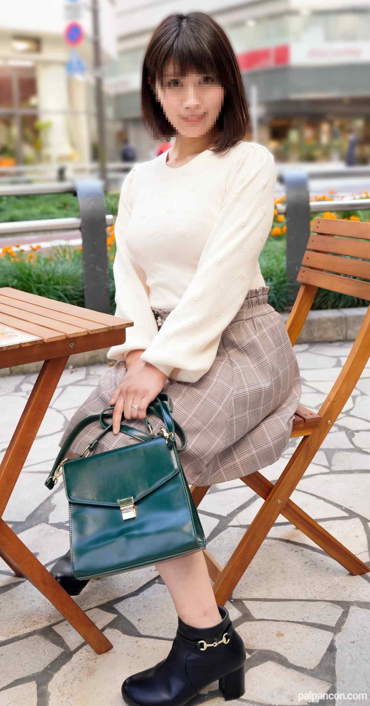 FC2-PPV-1659217 - 【個人】妻の妹36歳　性欲旺盛な義理の兄から容赦なく大量中出し。背徳感で抵抗できず無責任SEXに没頭。野外即尺も強要される個人撮影【初回特別価格】 thumbnail_0.jpg
