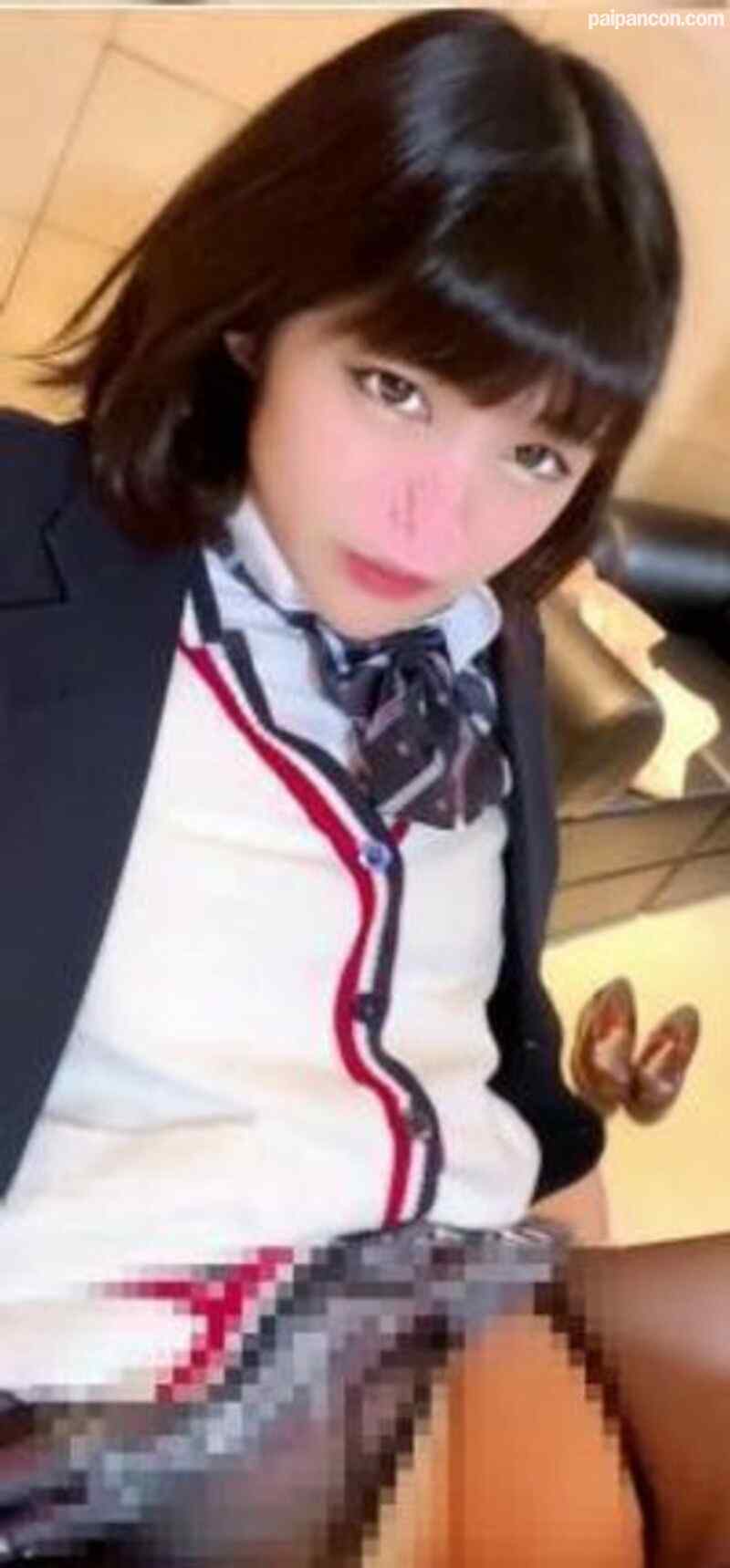 FC2-PPV-1680826 - 【個人撮影】18歳 清楚系な美少女⑥。やっぱり制服＆黒ストッキングは最強♡ そろそろ…　生ハメ種付け・膣奥大量中出し cover.jpg