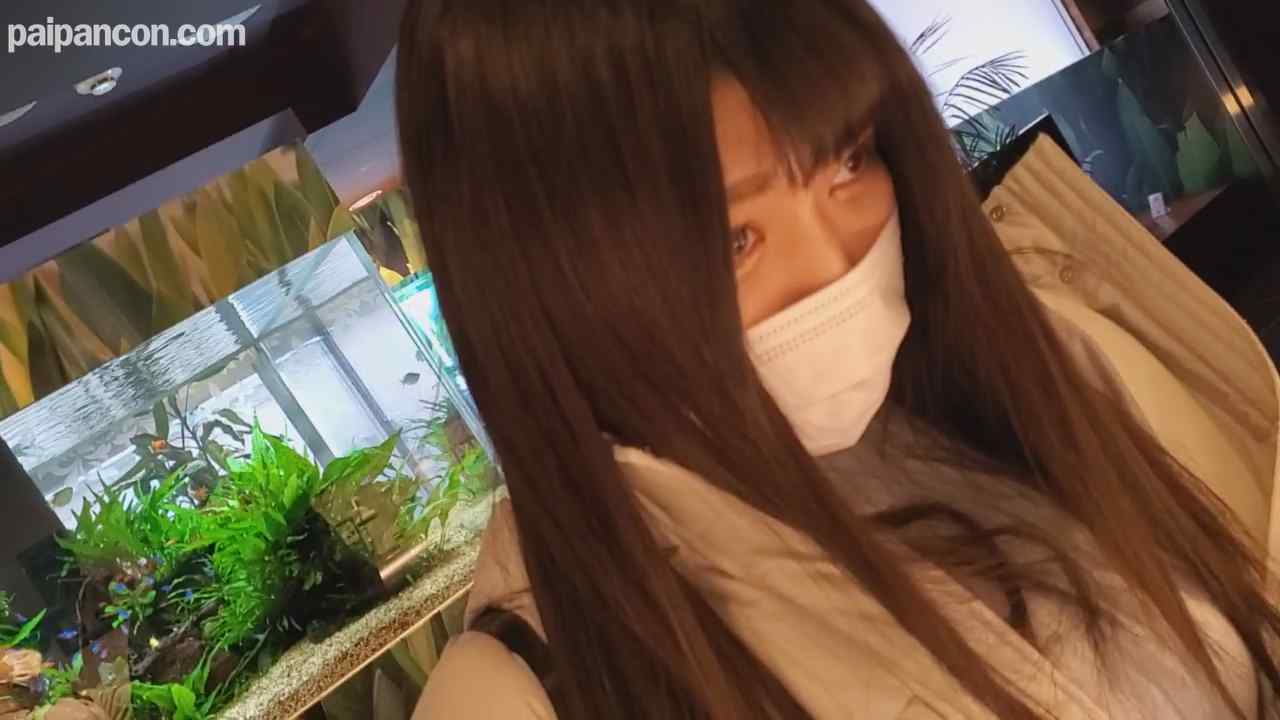 FC2-PPV-1825322 - 限定【無修正】貧乏女子大生を救済する為ホテルで勝手に連続中出し thumbnail_1.jpg
