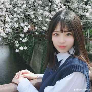 FC2-PPV-1920886 - 【完全顔出し・初撮影！！】18歳現◯女子◯生！無邪気な色白美◯女に2回中出し！！ cover.jpg