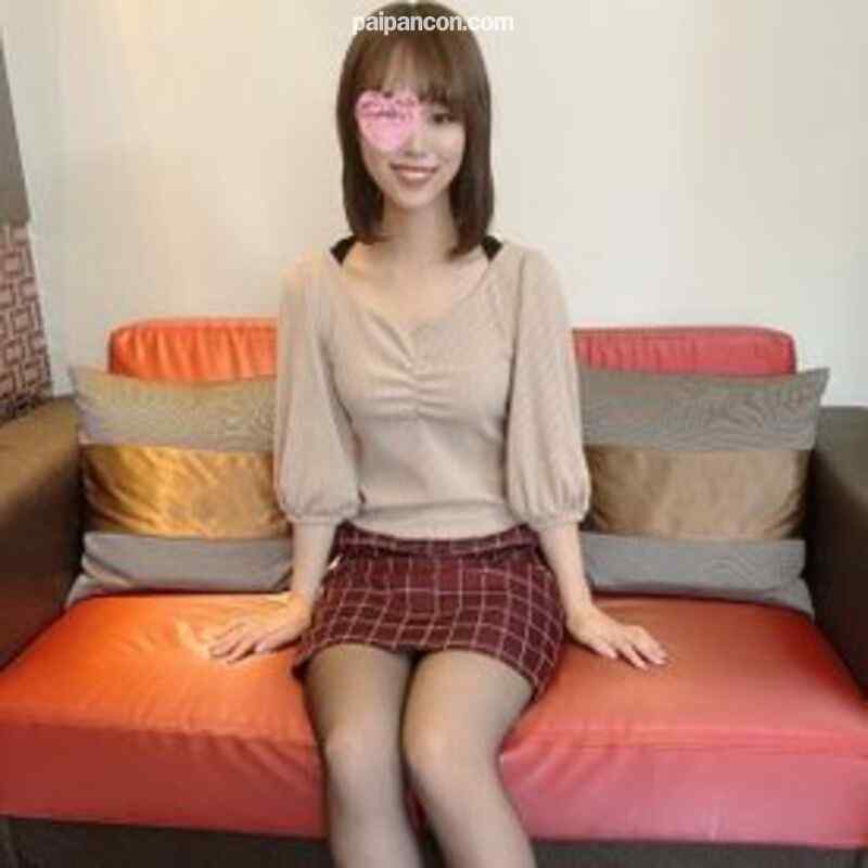 FC2-PPV-2186488 - 銀行の窓口で働く社会人２年目の美人スレンダー。黒ストッキングを破いた先には大量の愛液がこぼれ落ちる。 大量潮吹きに羞恥の表情、美しいお顔に大量顔射。