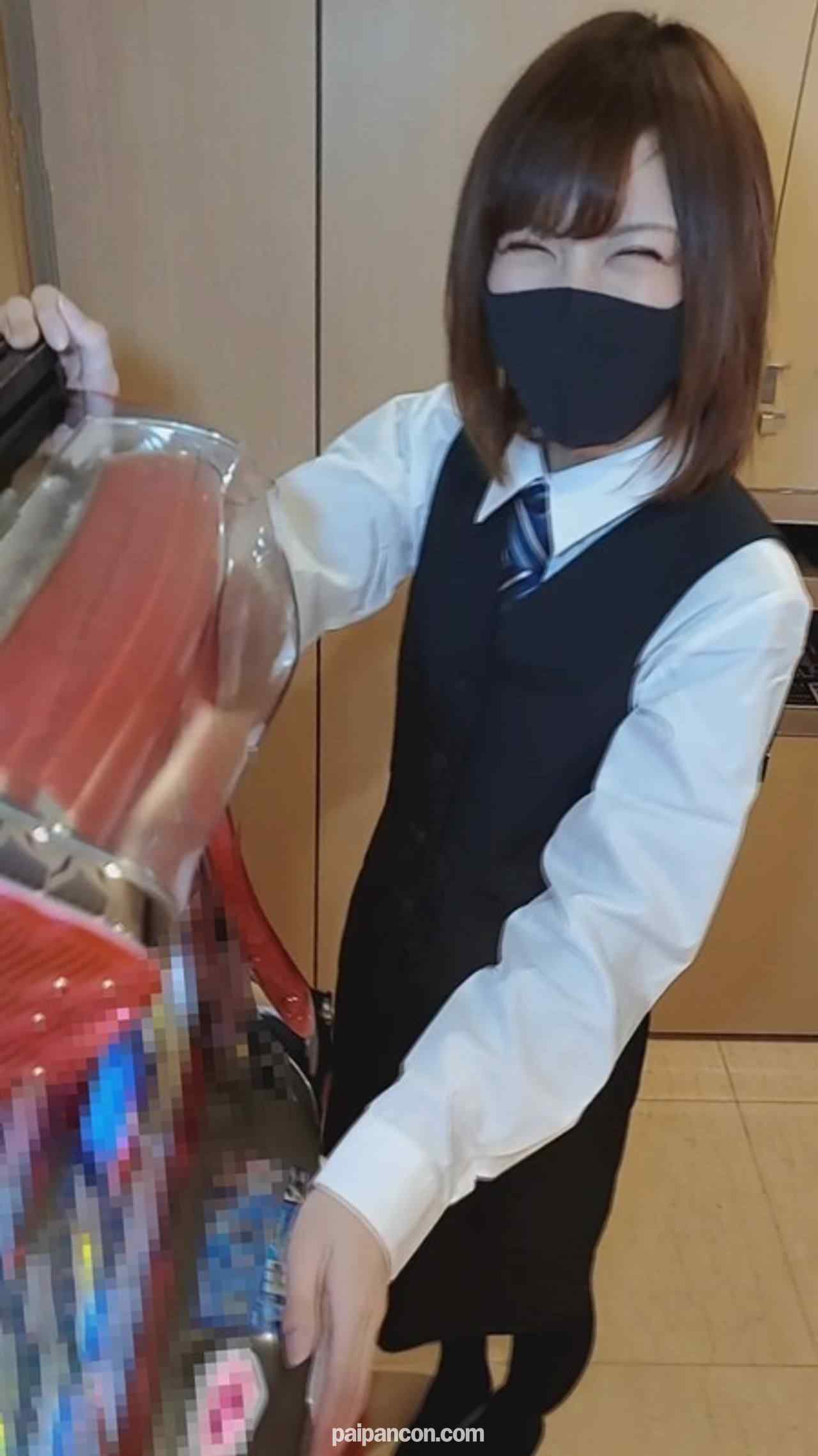 FC2-PPV-2647423 - パチ屋の景品カウンターで愛嬌がよく笑顔が可愛い彼女と仕事終わりに初ハメ・中出し thumbnail_0.jpg