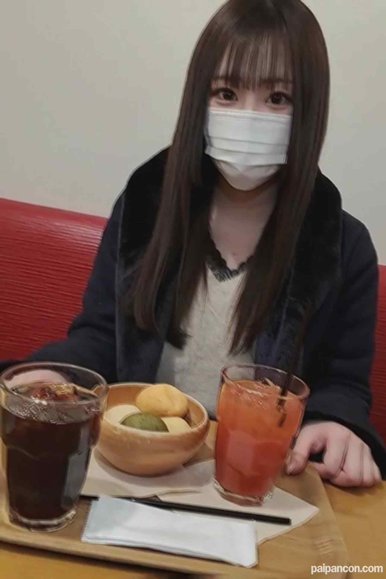 FC2-PPV-2708760 - 夢追う巨乳カフェ店員。身バレの相談を受けた後ホテルへ※流失防止の為本数限定。 thumbnail_0.jpg