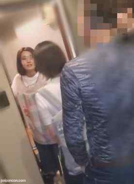 FC2-PPV-2726453 - 騙し訪問４P【個人】親友宅前に連れて行き知らずに玄関開け、３人の男に押入られ即２名の若ママを犯し中出しで同日に孕ませる。