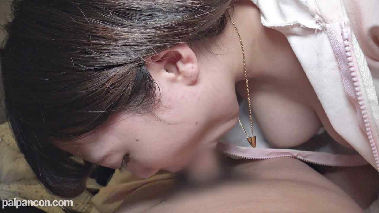 FC2-PPV-2735065 - 1本のおまけ動画あり【無修正ｘ個人撮影】推しホストをナンバーワンにする為に、生活費を抑えてネカフェ暮らしする風俗嬢を直撃インタビュー！人が周りにいるネカフェの個室でパコパコさせてもらった thumbnail_4.jpg