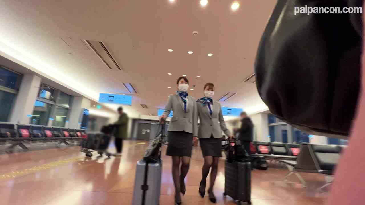 FC2-PPV-2760507 - 美しい現職ＣＡ。勤務中を隠し撮り。下ろした髪型が可愛い私服姿でデート、カラオケ店でいたずら。美しい制服姿で４Ｐ大乱交。【限定発売】 thumbnail_2.jpg
