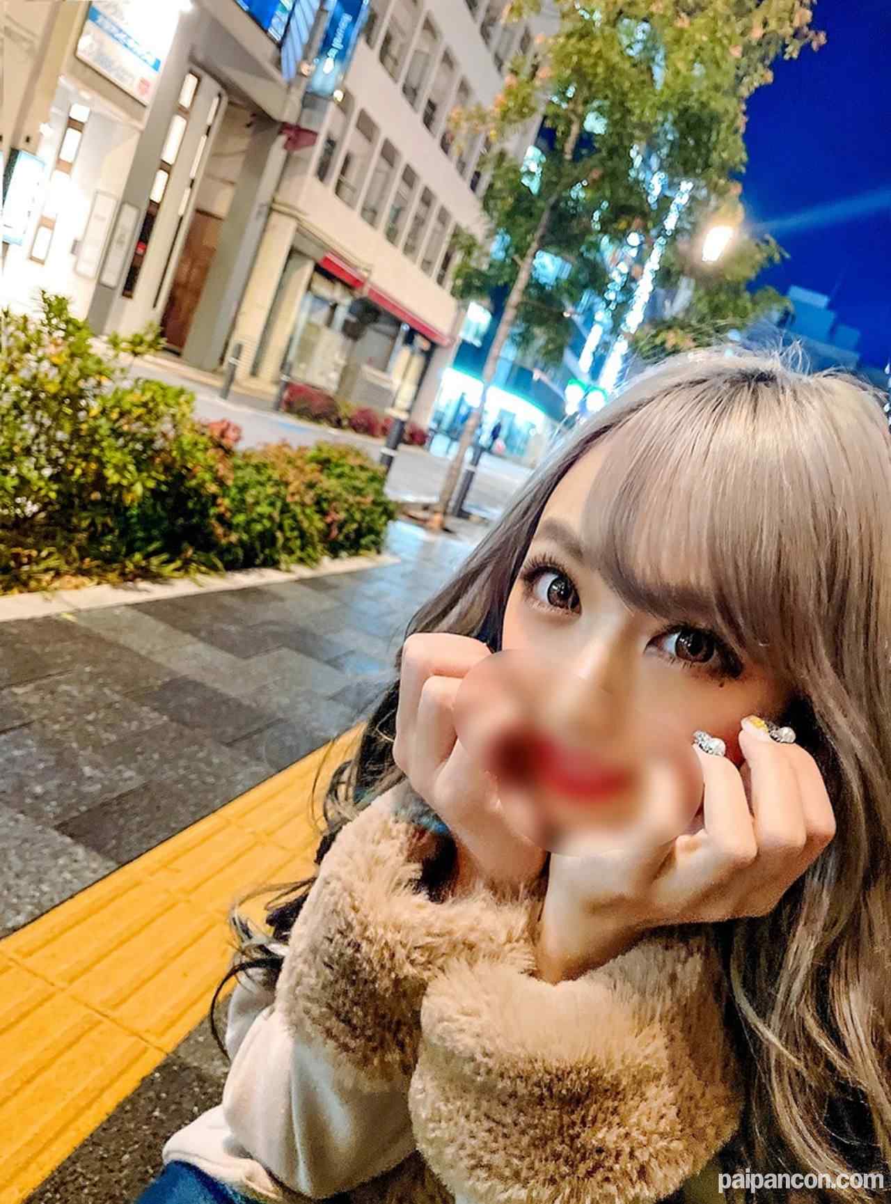 FC2-PPV-2778174 - 今だけ激安【黒ギャルGカップ】年上ギャルの優しえろビッチ彼女と大学生くんのお家デートで天井突破の鬼アクメSEX！圧倒的セクシーボディが年下ちんぽに陥落♥中出しでさらに昇天【個人撮影 thumbnail_1.jpg