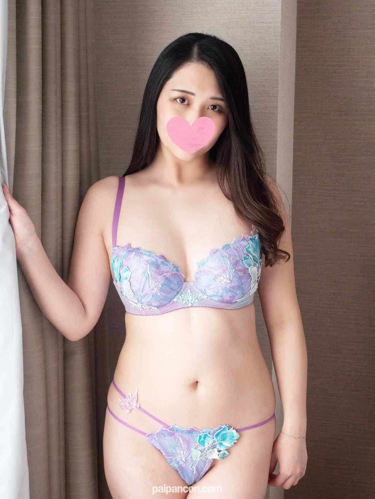 FC2-PPV-2784733 - 1本のおまけ動画あり【無修正】佐々〇希似！美人でドSな受付嬢。言葉責め手コキと巨乳を揺らした激しすぎる騎乗位で寸止めされる焦らしプレイ。情けないオチンポは我慢できずに大量射精 thumbnail_1.jpg