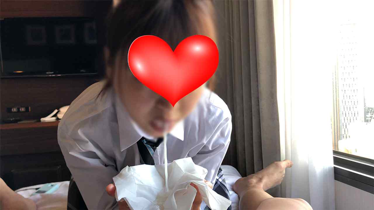 FC2-PPV-2855860 - 【白昼ホテル合法**J〇】今どき小悪魔ギャル系女子のヨダレダラダラご奉仕喉奥イラマチオ。素人男性の溜まった濃厚ザーメン口内発射４連発☆瑠奈ちゃん２回目 thumbnail_7.jpg