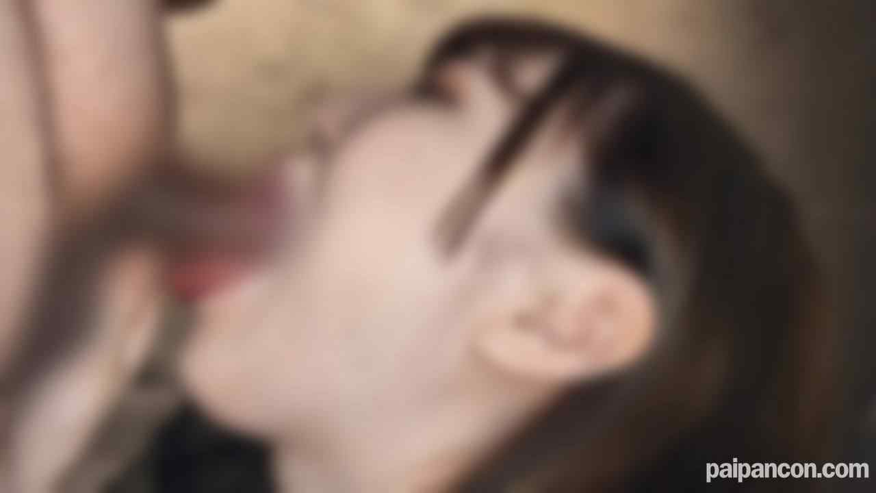 FC2-PPV-3165185 - スレンダーでゆるふわな21歳女子大生。授業終わりに即フェラごっくん。強烈な上目遣いフェラ※レビュー特典は4K高画質 thumbnail_4.jpg