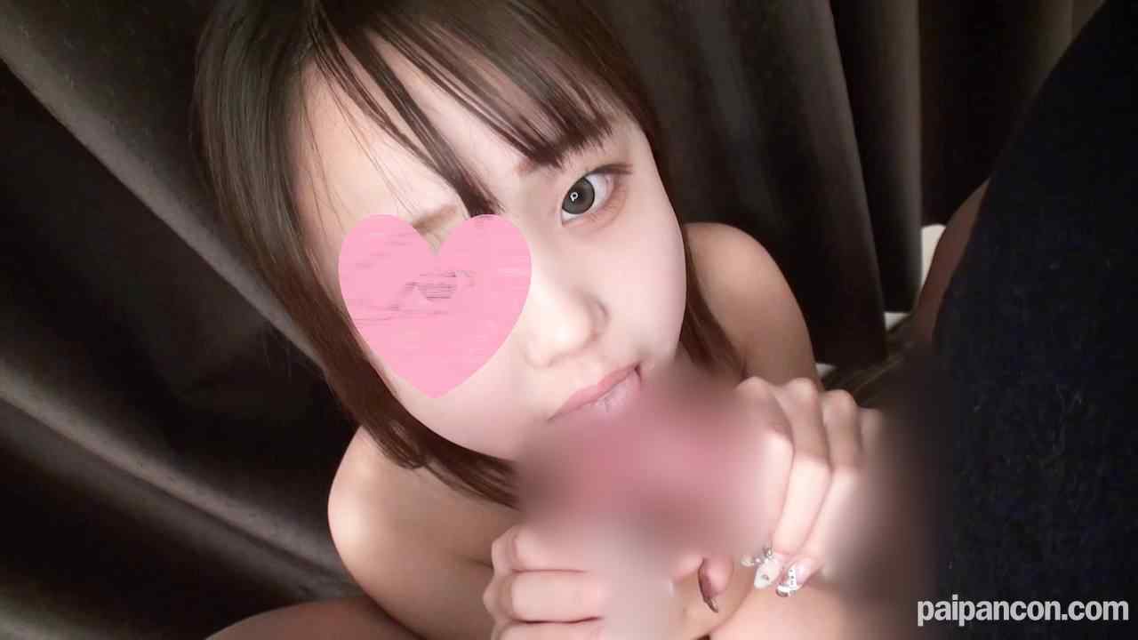 FC2-PPV-3171718 - 【無修正】【初撮り】圧倒的妹キャラの18歳新入生しおりちゃん。人生初3Pで2本のチンポを同時にチロチロフェラ。二人のおにーちゃんザーメンを妹のピュアマンコに妊娠中出し！ thumbnail_0.jpg