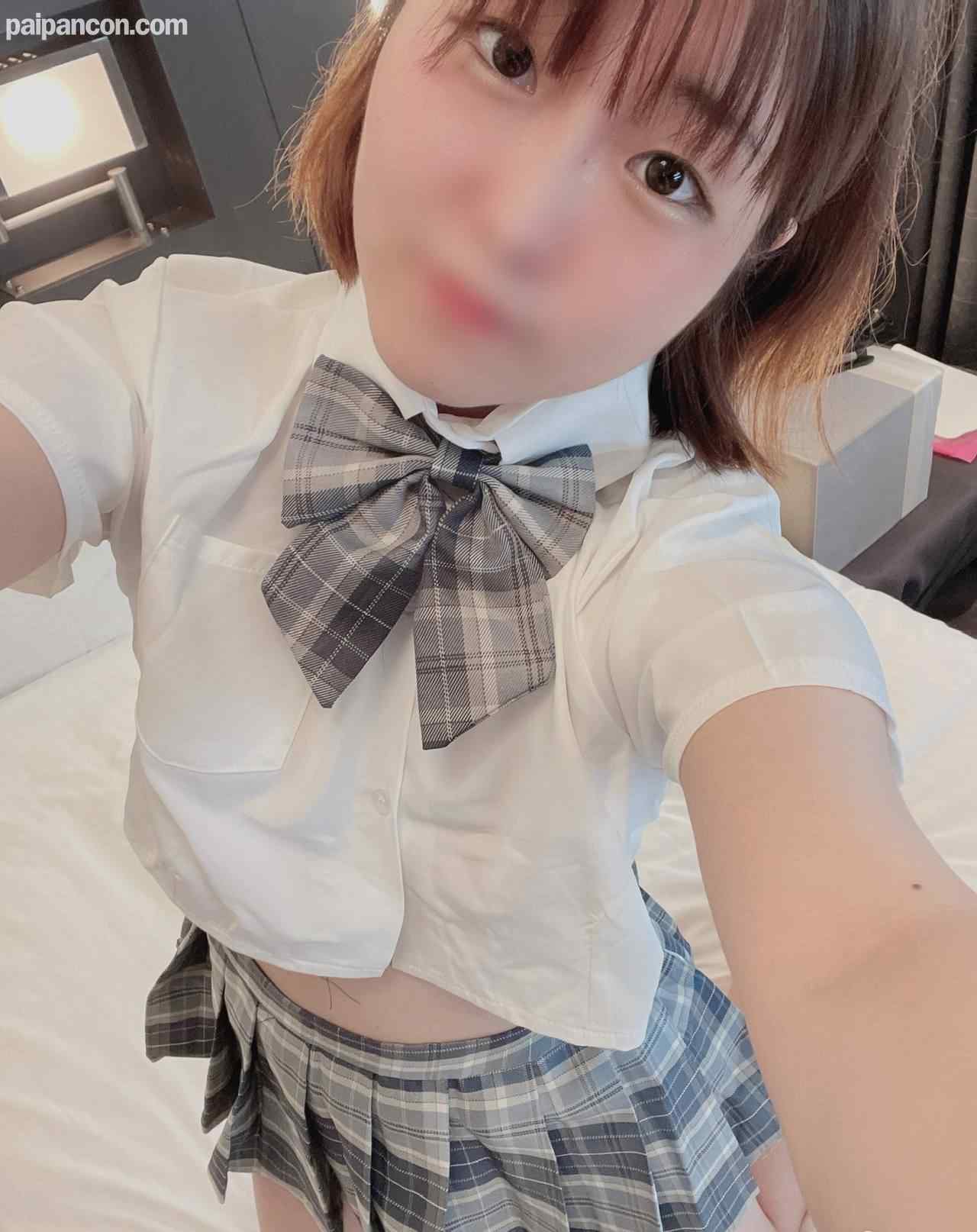 FC2-PPV-3188605 - 【無・特典】真面目な優等生と♡プルプルおっぱい、桃尻、そして制服着衣セックス thumbnail_1.jpg