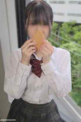 FC2-PPV-3593762 - たいやき屋でバイトしてる地味可愛い色白美巨乳…若い身体を揺らし