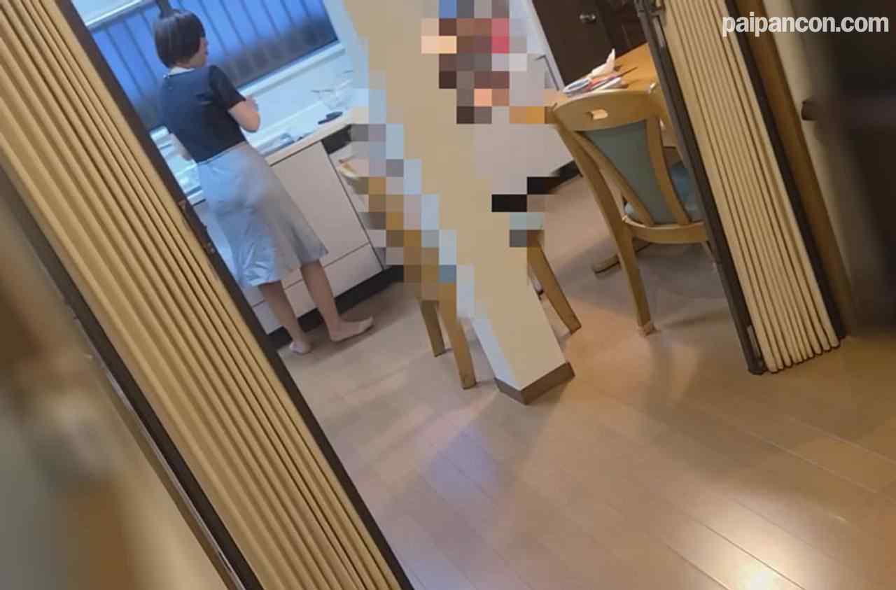 FC2-PPV-3696067 - 実家訪問【個人】返済避難中の下町妻　認知症で心配するお婆ちゃんの前で見せつけ、喘ぎ声を押しころせずに漏れてしまって、、、 thumbnail_2.jpg