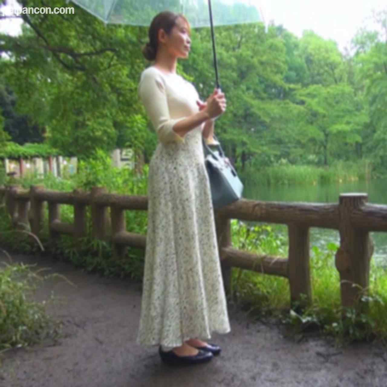 FC2-PPV-3977322 - 最高にエロくてかわいらしい清楚な奥様、毎日エッチしたくてムラムラ、勃起チンポを見てうれしくてニヤニヤが止まらない。「なか…中に出してほしい…じゅ…十年ぶりだから…だから…欲しい♡」【3日間割引】 thumbnail_0.jpg