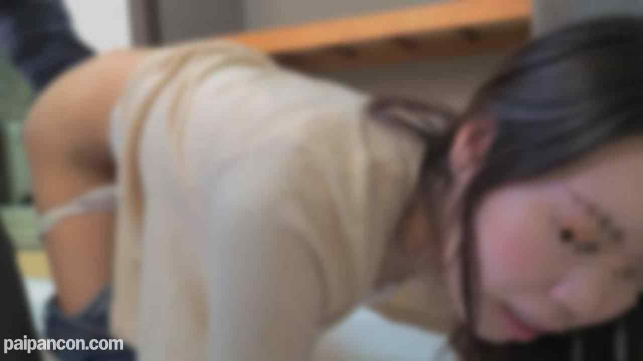 FC2-PPV-4213725 - 【個人】至急で金が欲しいオンナを都内某所の空部屋で斡旋した一部始終。一度は拒絶するも結局は他に頼れず、素人マニアの変態客に凌辱され犯される。 thumbnail_3.jpg