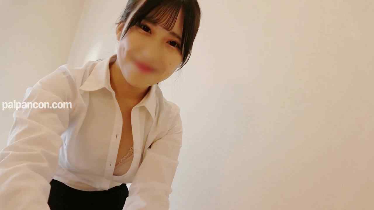 FC2-PPV-4231663 - 【期間限定500pt】19歳のメンエス嬢にマッサージそっちのけでハメちゃいました。 thumbnail_1.jpg