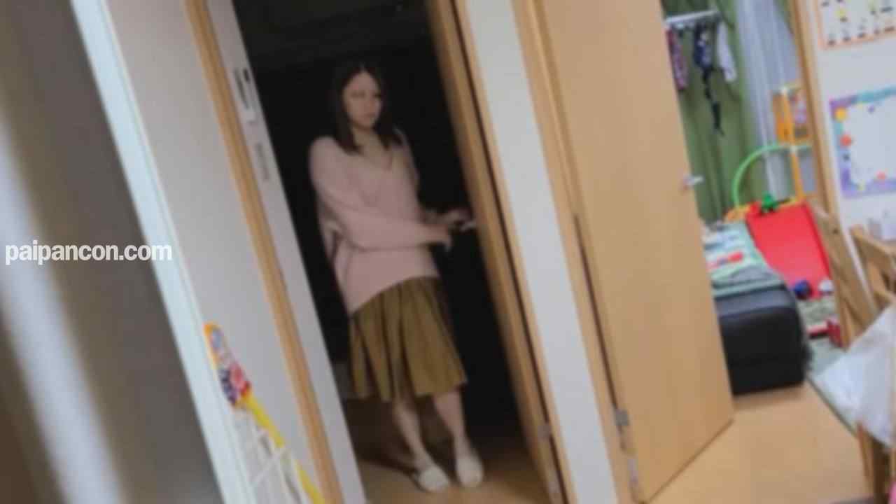 FC2-PPV-4284222 - 【個人】気丈な元銀◯ホステスの奥さんは、平穏な日常を維持する為に定期的にカラダを捧げ、その状況に感情も麻痺していってしまう。 thumbnail_2.jpg