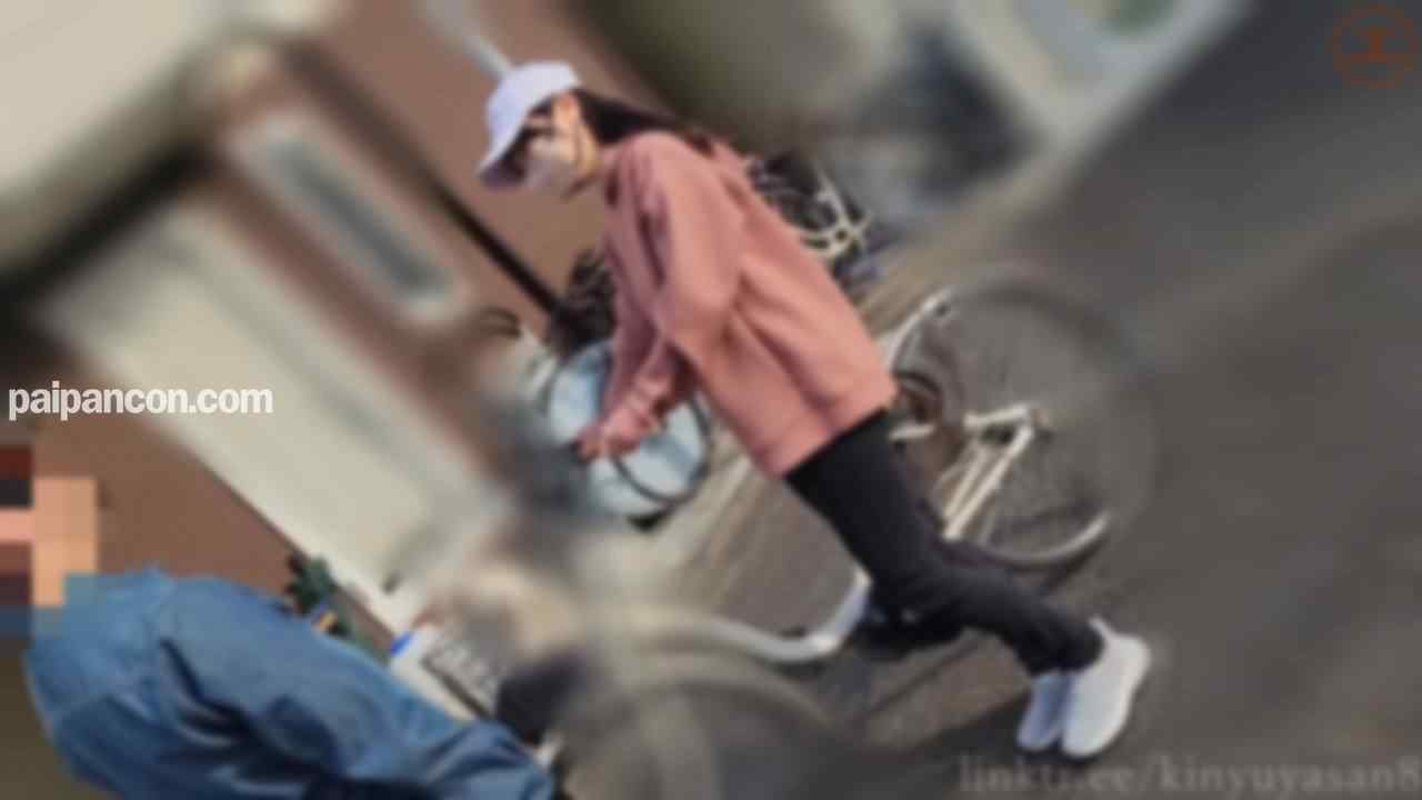 FC2-PPV-4323223 - ※期間限定※【個人】家庭的で溌剌ボディな主婦、自宅リビングで電マでオナニーさせた動画に加えて、損害遅延金が高額なため、マスクも外させてフェラもさせて嫌がるのを無視して大量中出し（サンプル動画長め） thumbnail_0.jpg