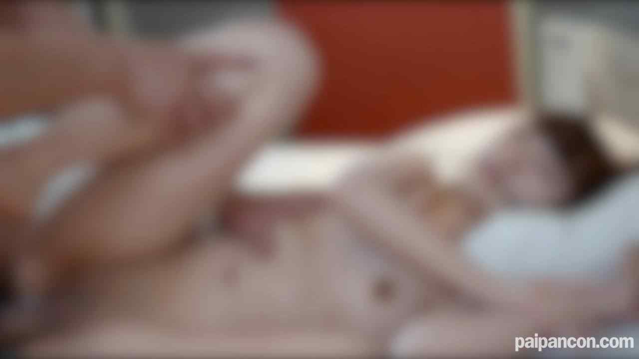 FC2-PPV-4335618 - 3日間！！70%OFF【顔出し】込み上げる絶望感に『うるうる』が止まらない。きもオジに抱かれる1.◯.歳。勢いあまって口内射精、断れずにゴッくん。暴走機関車キモおやじとの我慢勝負 thumbnail_6.jpg