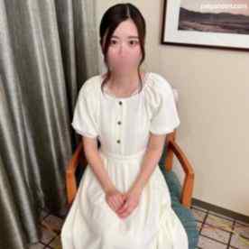 FC2-PPV-4352000 - 医学部に通う癒し系インテリ美女。高偏差値で勉強できる優等生ほど性欲が爆発しやすい説立証！未来の白衣の女医に中出し、顔射の2連発射。 cover.jpg
