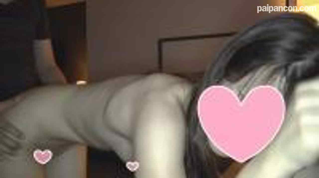 FC2-PPV-450820 - 【個人撮影】顔出し　美しくて濡れやすい若奥様23歳に、クスコ、中出しさせてもらっちゃいましたwww【高画質版有】 thumbnail_6.jpg