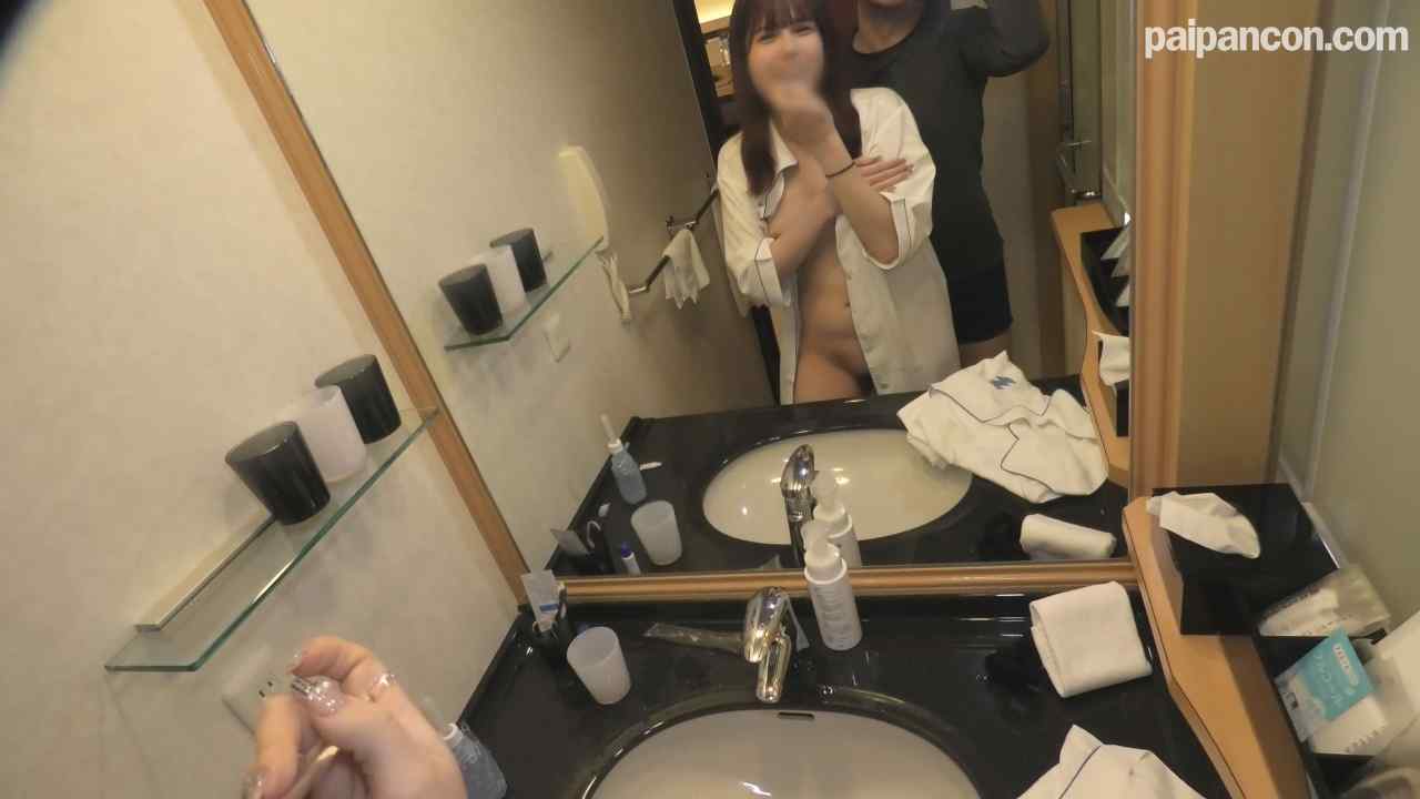 FC2-PPV-4541878 - [ワンコインセール５００pt]制服生脱ぎ全裸ボディチェック/ハミガキ中いちゃこら/制服に生着替え/※超接写！おまんこあなる観察レビュ特付 thumbnail_3.jpg