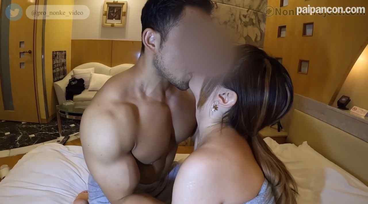 FC2-PPV-4542688 - 【生交尾】既婚ボディービルダーが不倫子作りセックスしちゃいます！ thumbnail_1.jpg