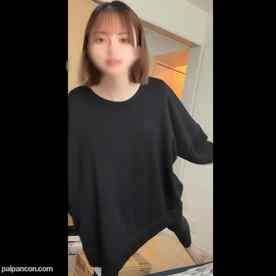 FC2-PPV-4565566 - サークルにいる彼氏持ちのしょ./う動物系なのに巨乳すぎる後輩を持ち帰って彼氏にナイショの中出しエッチ