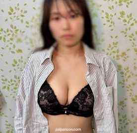 FC2-PPV-4582775 - 【素人爆乳】18歳で童顔Gカップの神スタイル！フェラで口の中に出した後は問答無用の追撃生挿入でどっぷり中出しハメ！