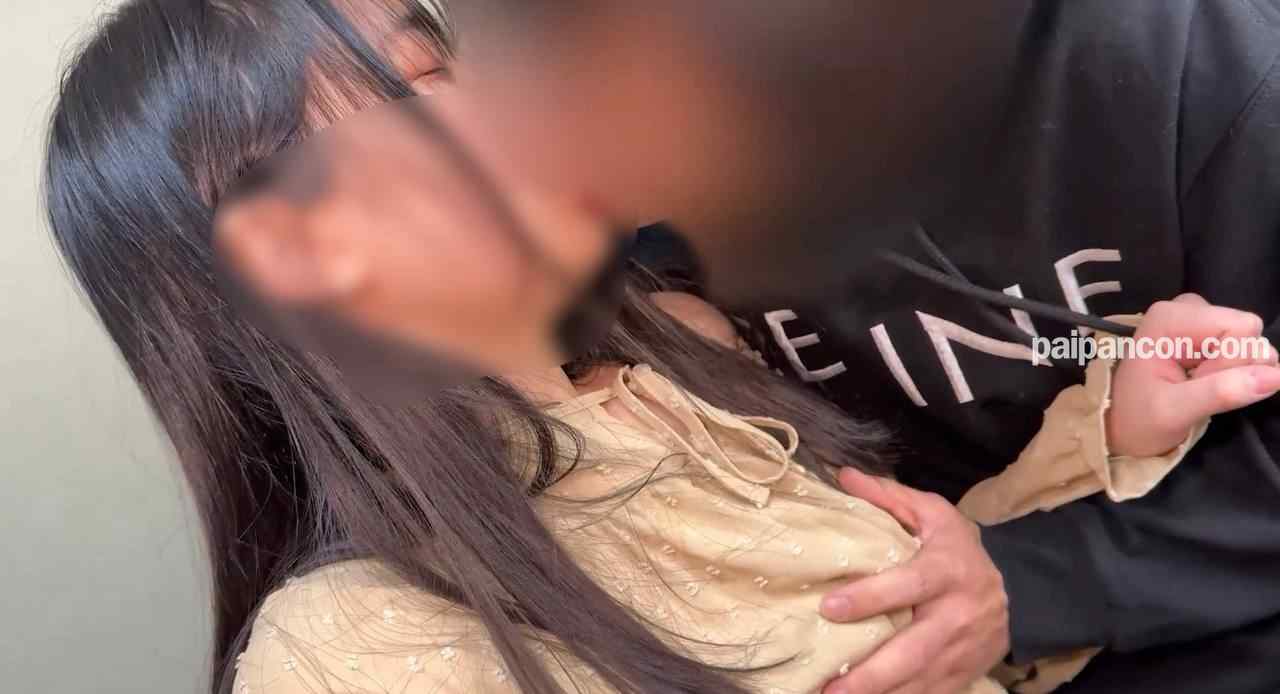 FC2-PPV-4670431 - 【素人18歳♡】可愛いベトナム人留※生グエンちゃん♡超敏感乳首を責められて感じまくる！超危険日だけど遠慮なく中出しハメ thumbnail_3.jpg
