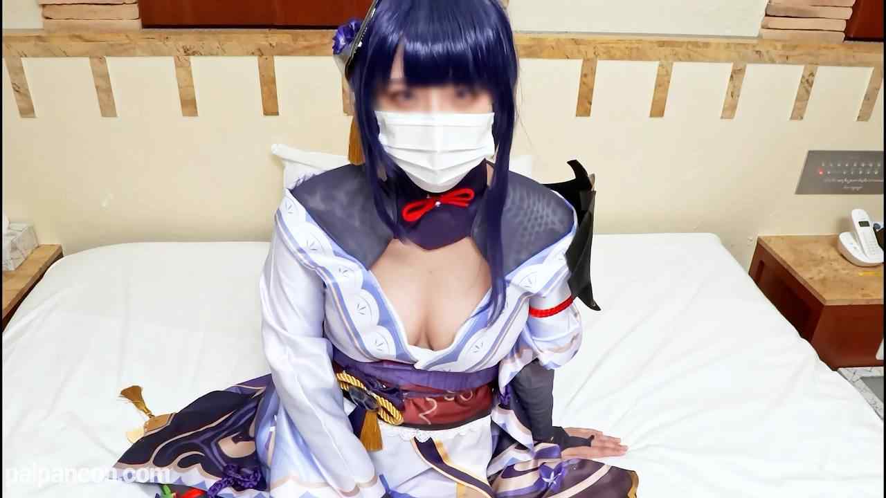 FC2-PPV-4688101 - 【無/本数限定価格】ち○ぽ大好きドスケベレイヤーの雷○将軍大量中出しハメ撮り！イキまくりのキツまんヒクヒクがエロすぎる！ thumbnail_0.jpg
