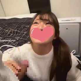 FC2-PPV-4698988 - 今まで彼氏と手も繋いだことが無い彼女。おじさんのち〇こ咥えておじさんを気持ちよくさせちゃいます。【個人撮影】No.329