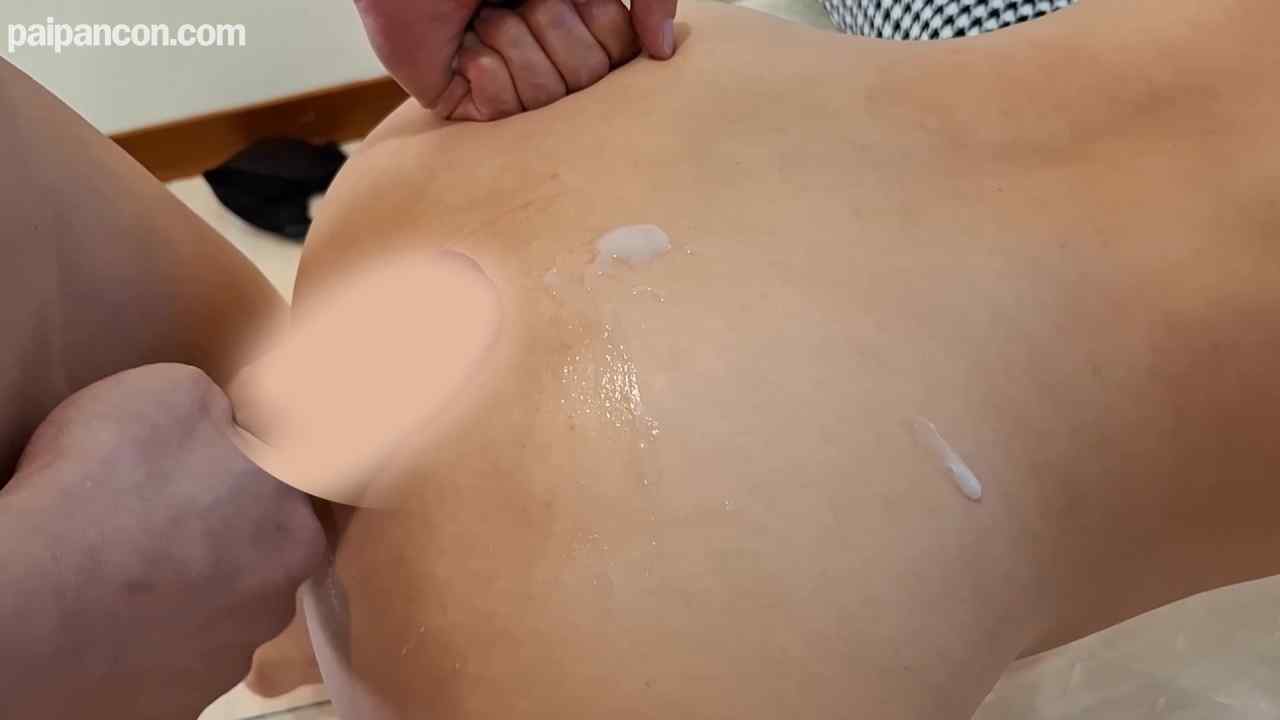 FC2-PPV-4703919 - 【無修正】台湾美人兼業モデルがうぶなストレッチで潮吹き！恥ずかしすぎるマッサージ初体験 thumbnail_4.jpg
