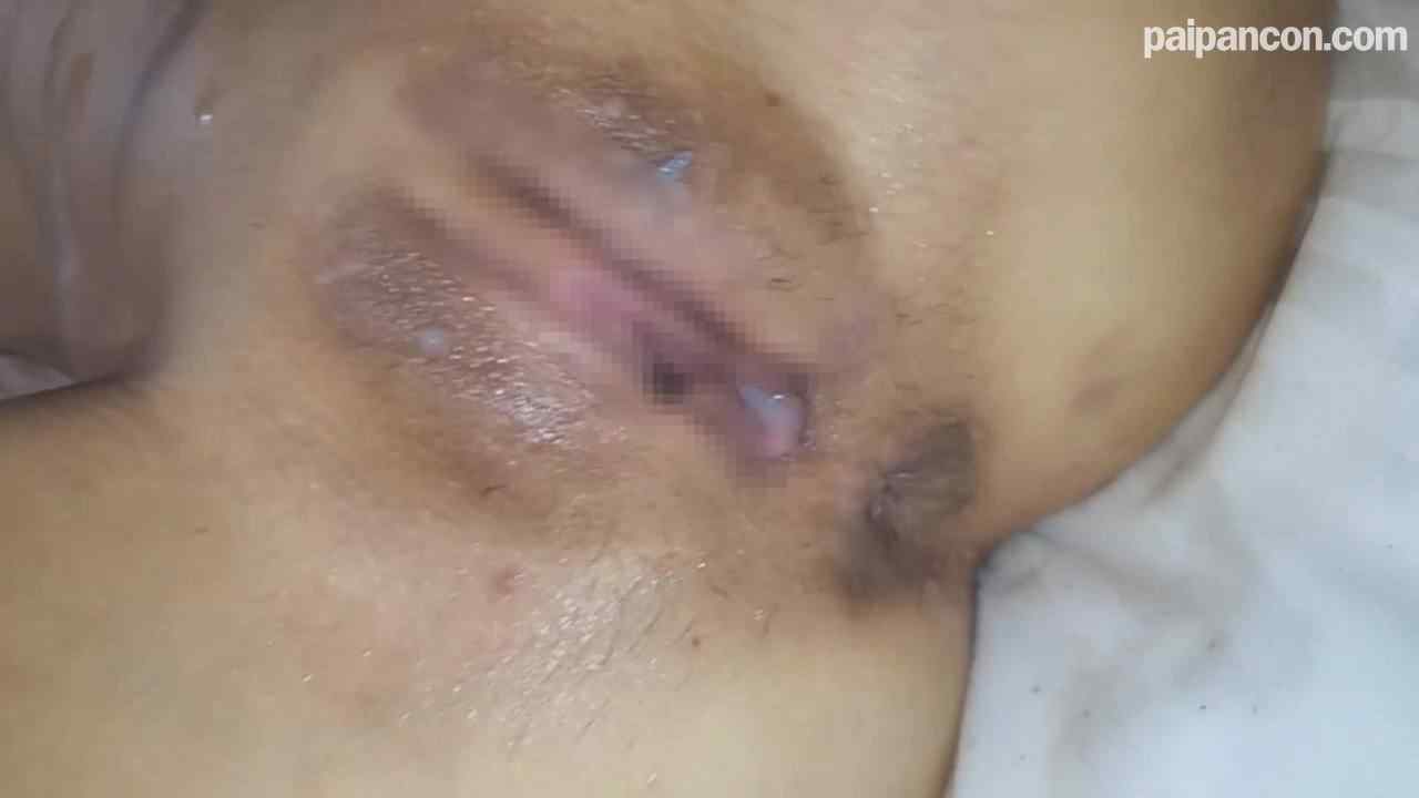 FC2-PPV-4718550 - 主人の留守中に欲求不満の奥様は他の男性で快楽を満たす為に禁断の密会。敏感な奥様は何度も中イキして疲労困憊になった人妻に外出しと見せかけ子宮内に中出し thumbnail_9.jpg