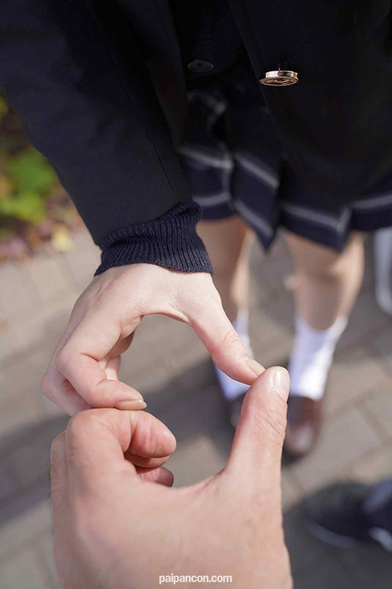 FC2-PPV-4739222 - 【8/17まで販売】初めてのラブホテルを楽しむ初々しいカップル個撮映像 アイドル級の激カワ彼女のちっぱい乳首がギン勃ちアクメを繰り返す神映像【おまけはおかわりSEX】 thumbnail_9.jpg