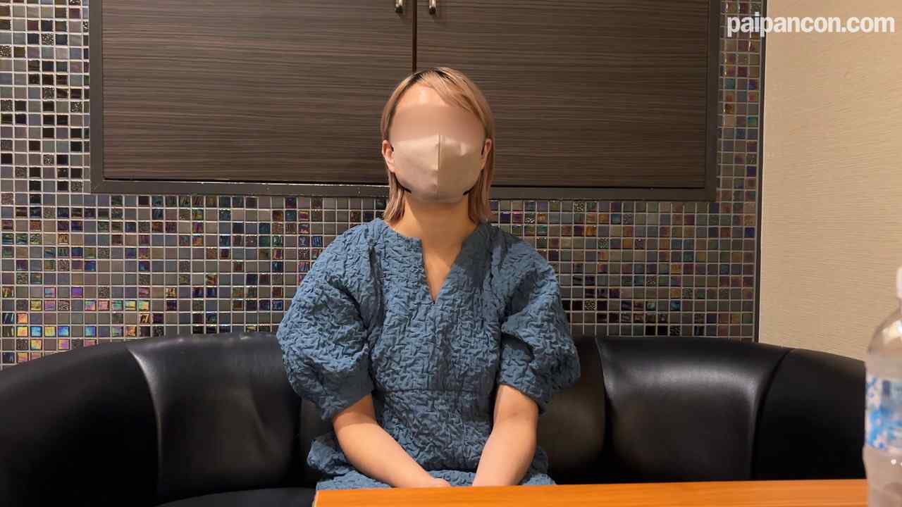 FC2-PPV-4751433 - 巨乳美容師22歳。「待ってっ、無理無理！ヤダァ！」歴代を更新する快楽に戸惑い叫ぶもバッチバチに突かれてイカされまくる。 thumbnail_0.jpg