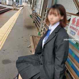 FC2-PPV-4768241 - 毒親の住む家を出る為に素朴な彼女は求め低身長のGカップ制服ちゃんはお金の為におじさんの溜まった精子を子宮内で大量中出しされる