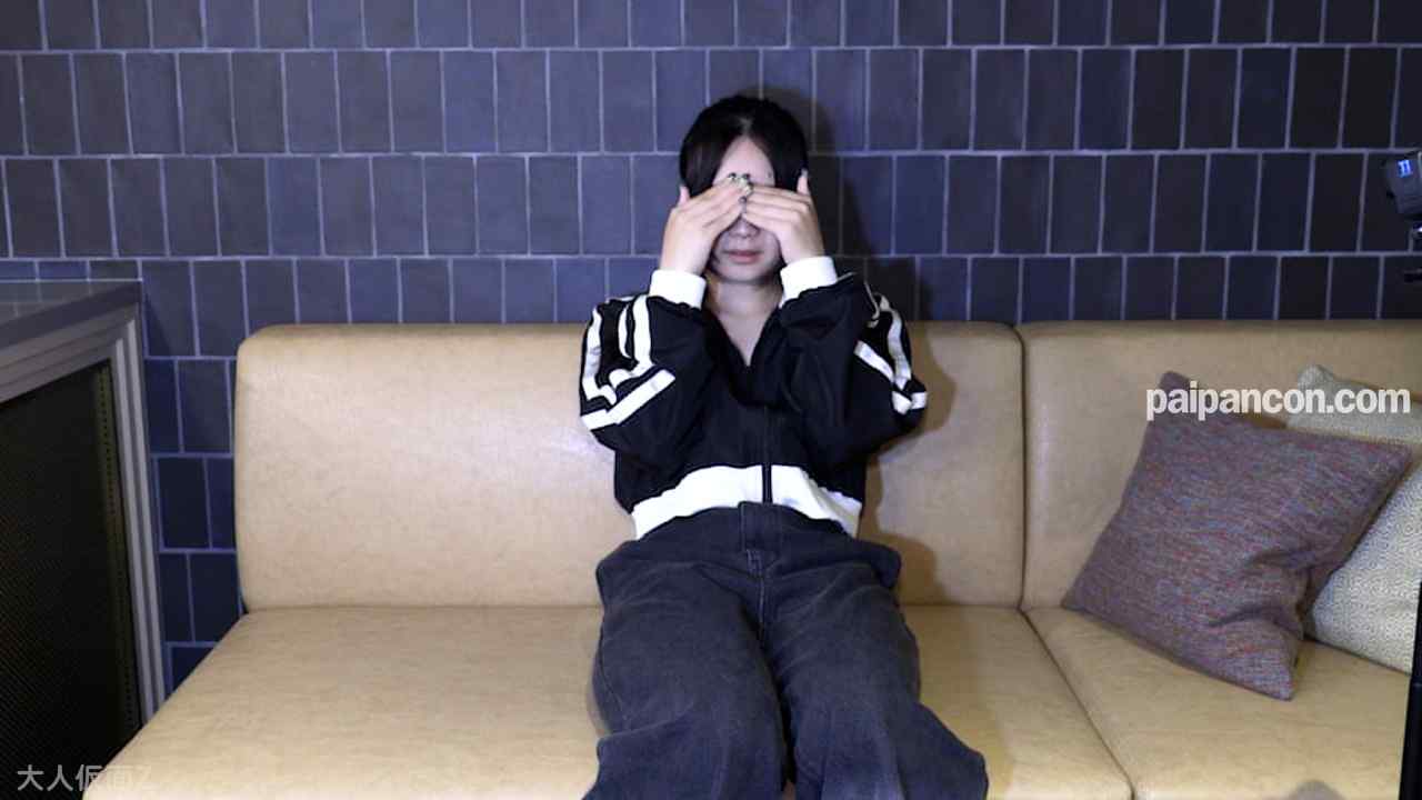 FC2-PPV-4777960 - 【素人初撮り】さくら(18) フェラもしたことない可愛い素人。口をあけさせて中年の唾液を飲ませる。膣内撮影し初中出し。アナルもかわいかったので貫通し中出ししました。 thumbnail_0.jpg