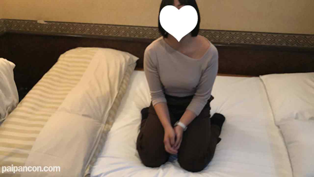 FC2-PPV-4779126 - 【先着30名500円オフ】はるか18歳・顔射_1。アイドル級逸材っ子が*に謝罪しながらカメラ目線顔射！　禁断の扉を開くまでの一部始終（045） thumbnail_4.jpg
