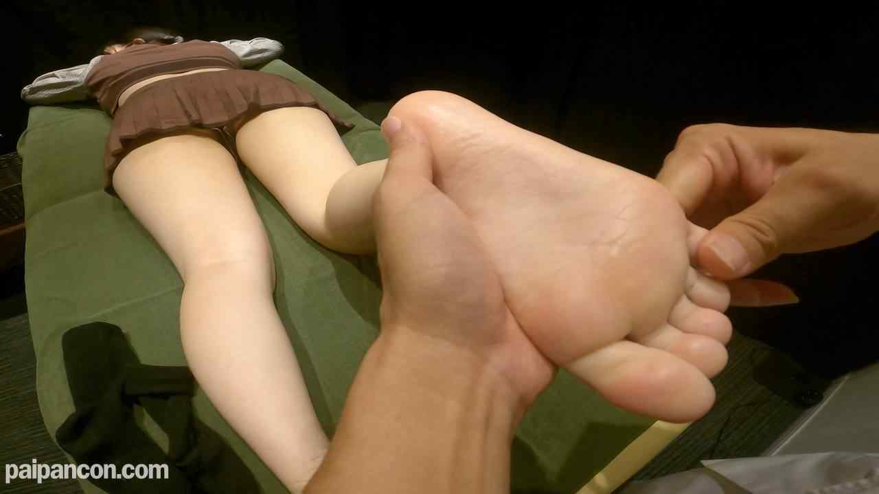 FC2-PPV-4790712 - 整体師が越えた一線 「やめて...」患者の背後から無断挿入 巨乳保育士をオイル責め 連続オーガズム thumbnail_2.jpg
